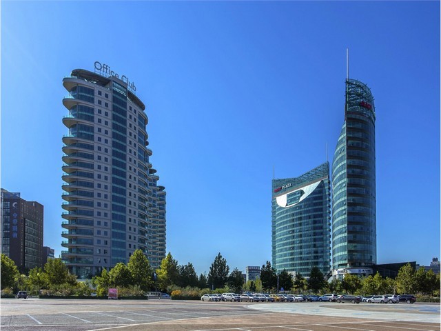 山东足球场人造草坪厂家排名